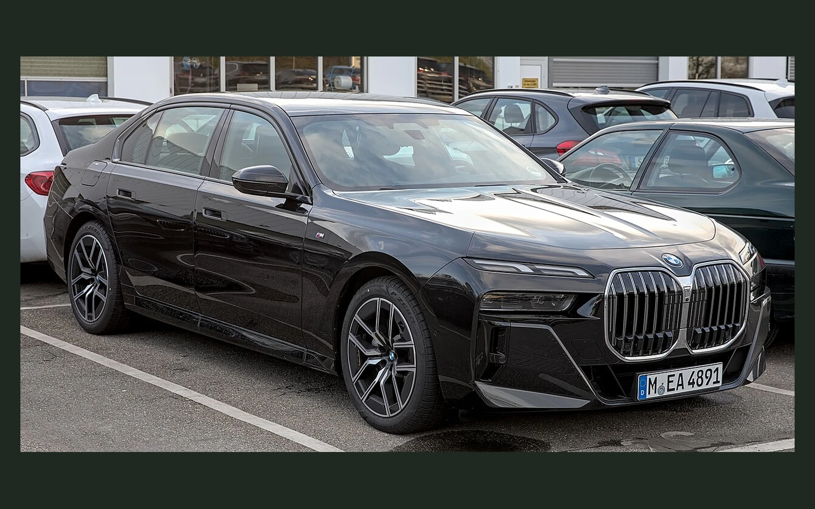 Фото модели BMW 7 серии