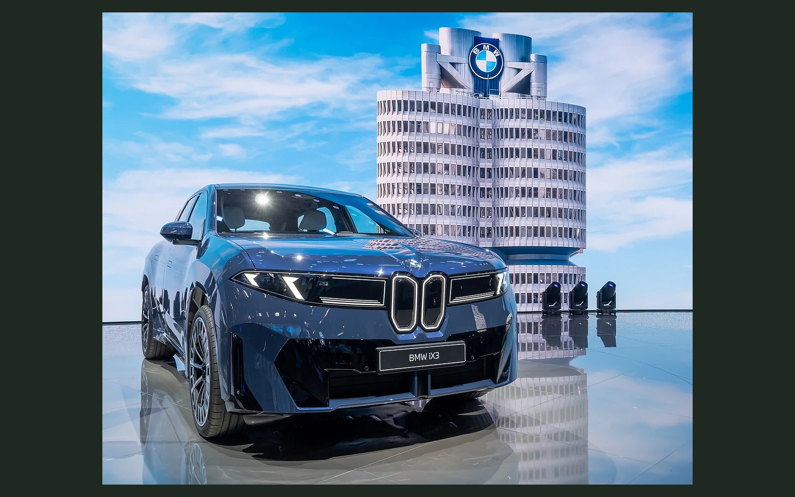Фото модели BMW Ix3