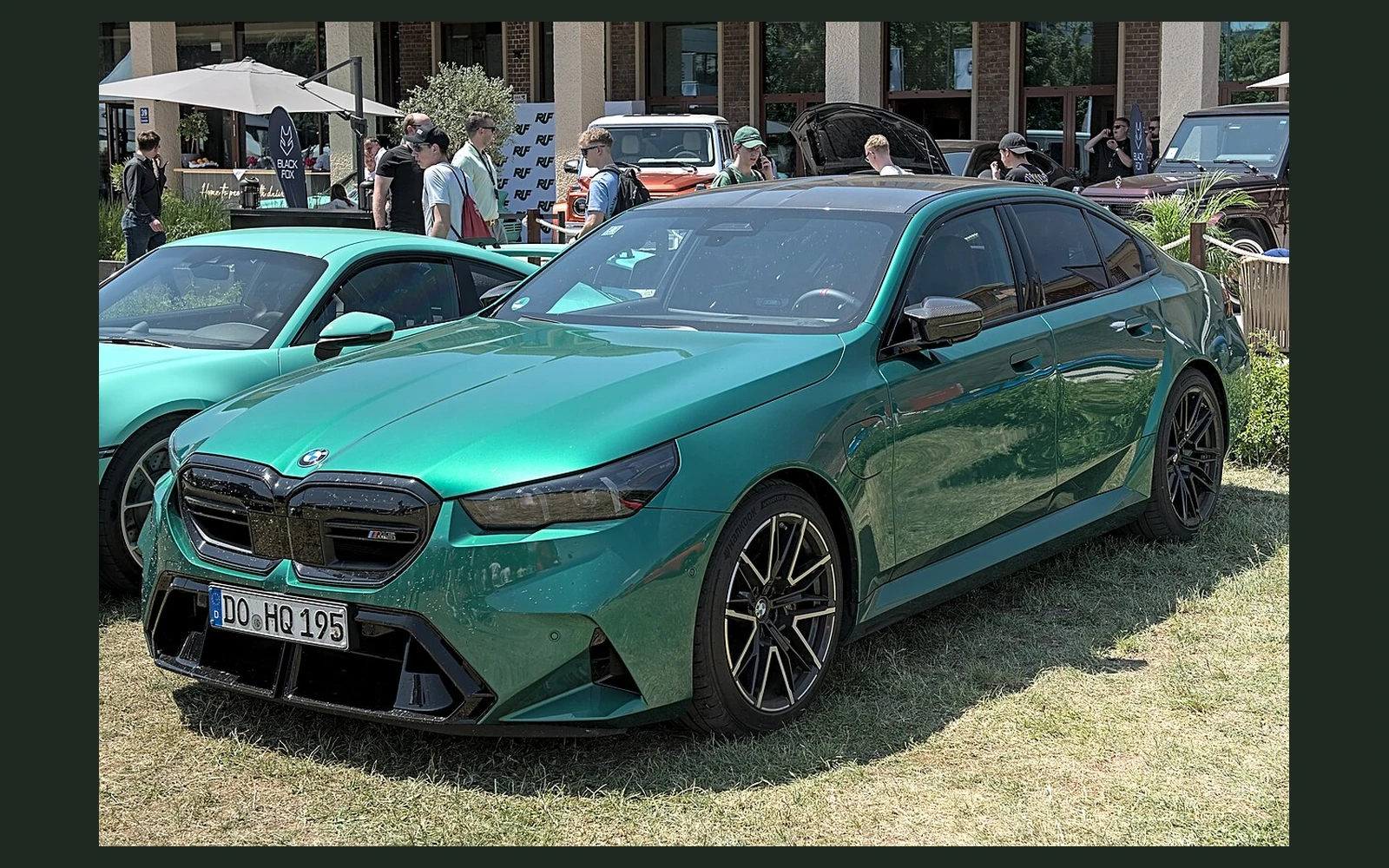 Фото модели BMW M5