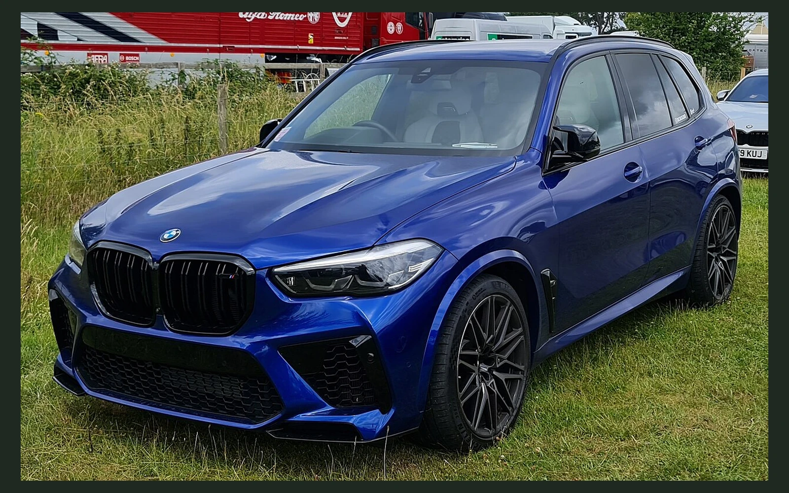 Фото модели BMW X5 M