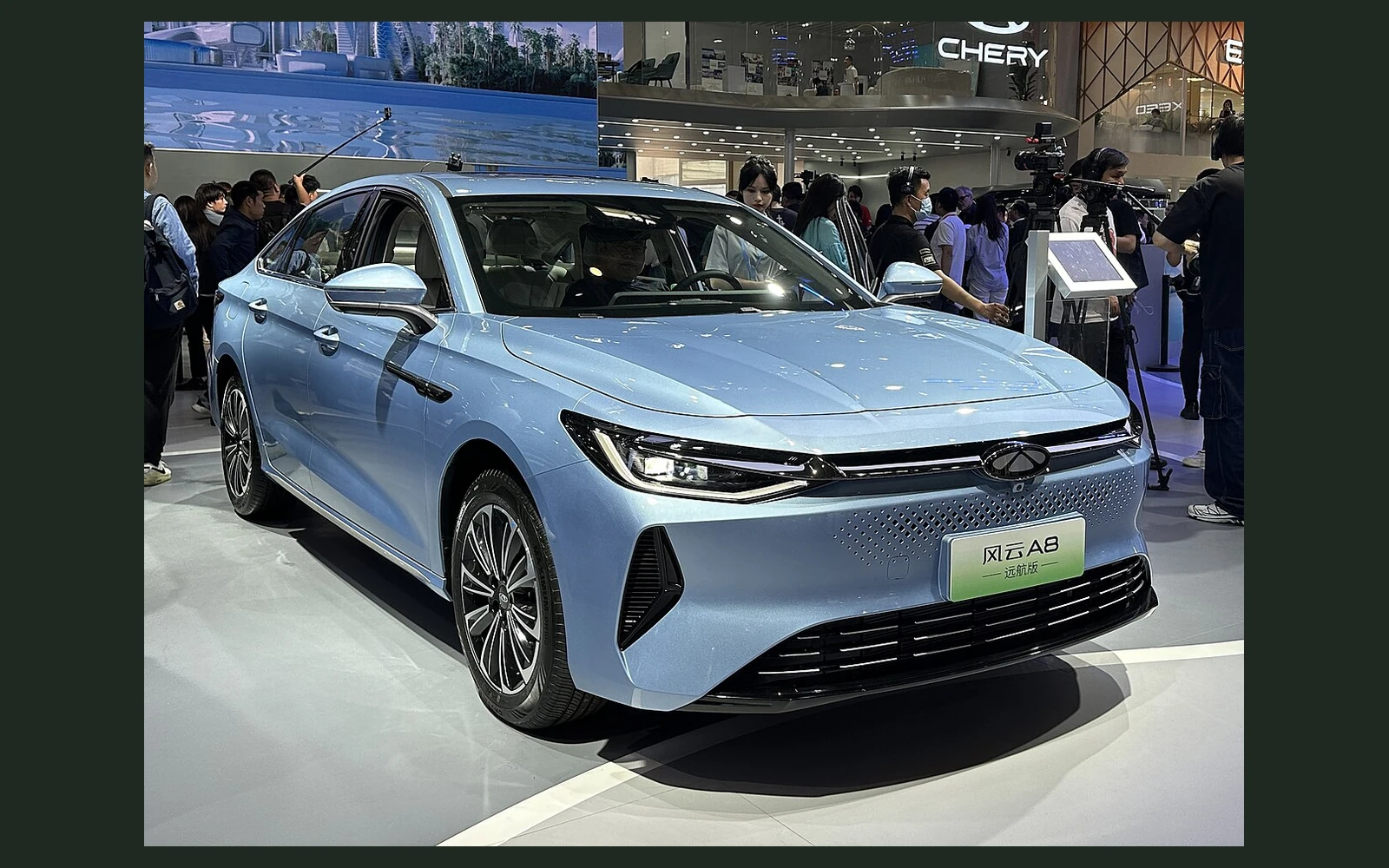 Фото модели Chery Fulwin A8