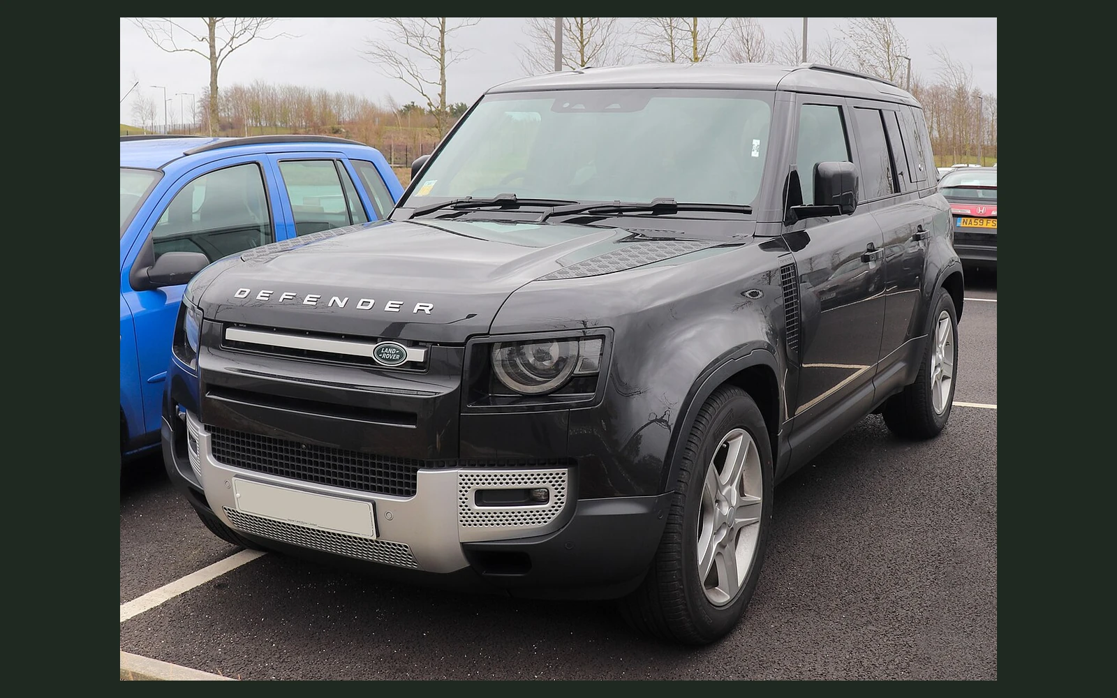 Фото модели Land Rover Defender