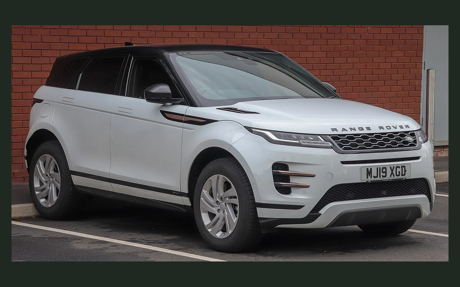 Фото модели Land Rover Range Rover Evoque