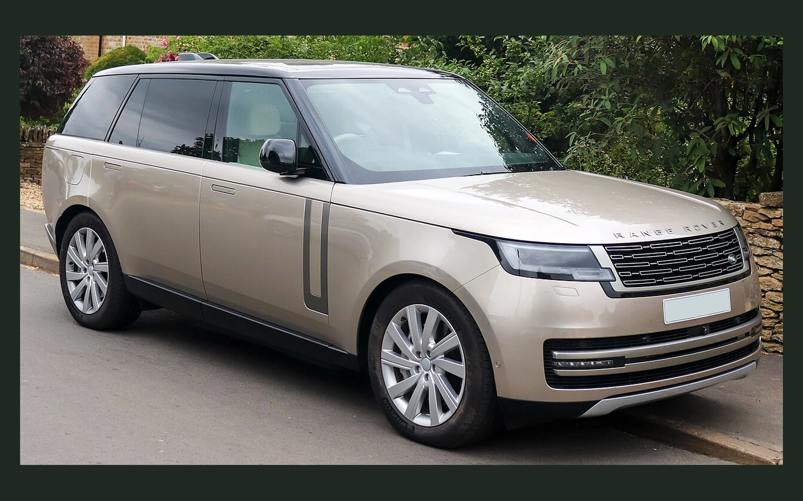 Фото модели Land Rover Range Rover