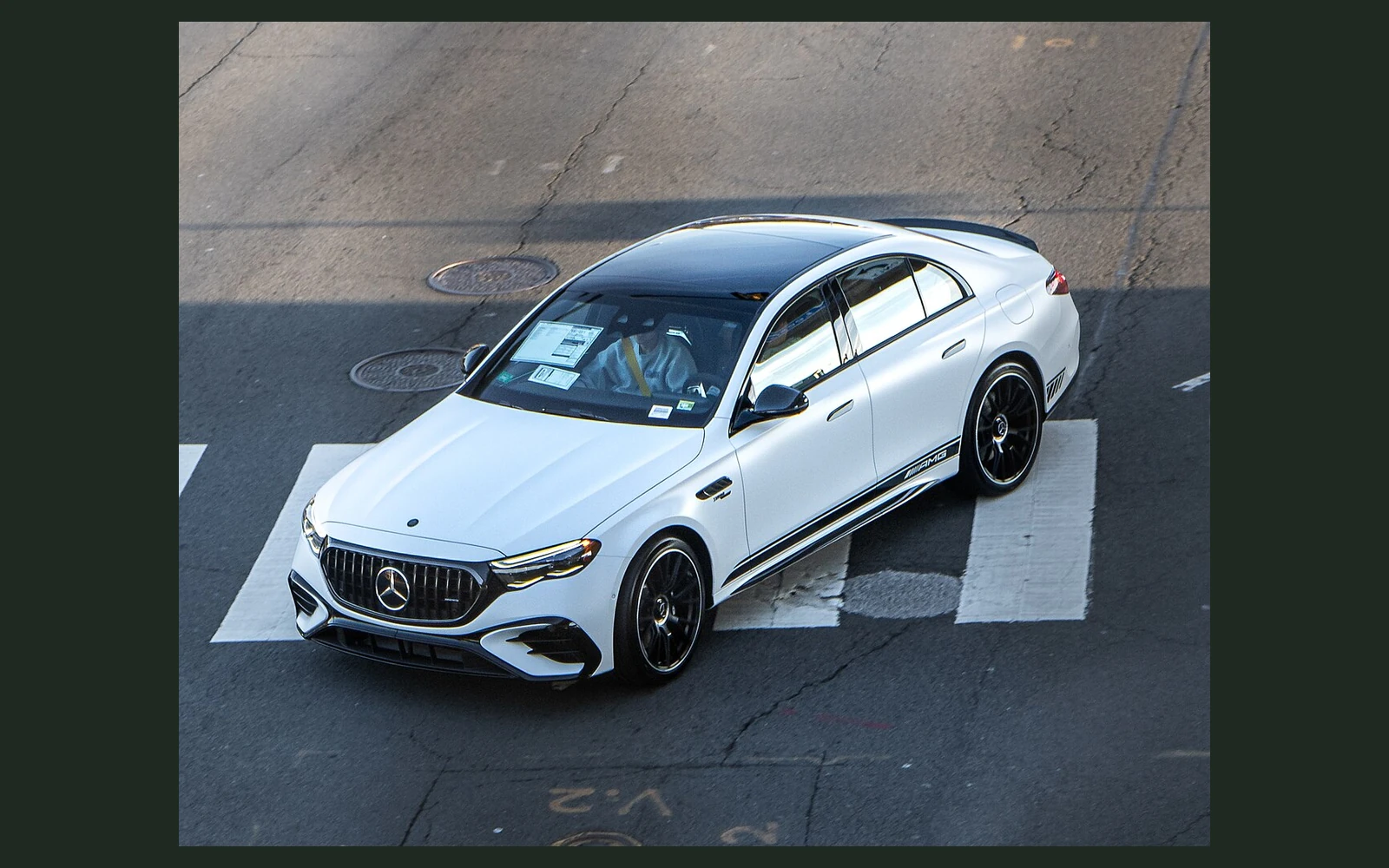 Фото модели Mercedes-Benz E-Класс AMG