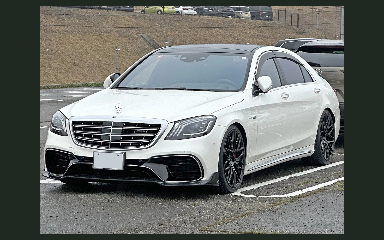 Фото модели Mercedes-Benz S-Класс AMG