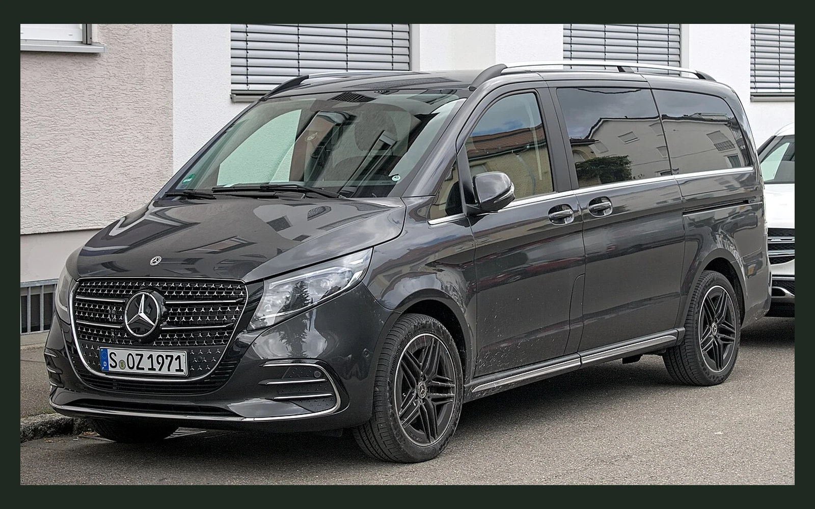 Фото модели Mercedes-Benz V-Класс