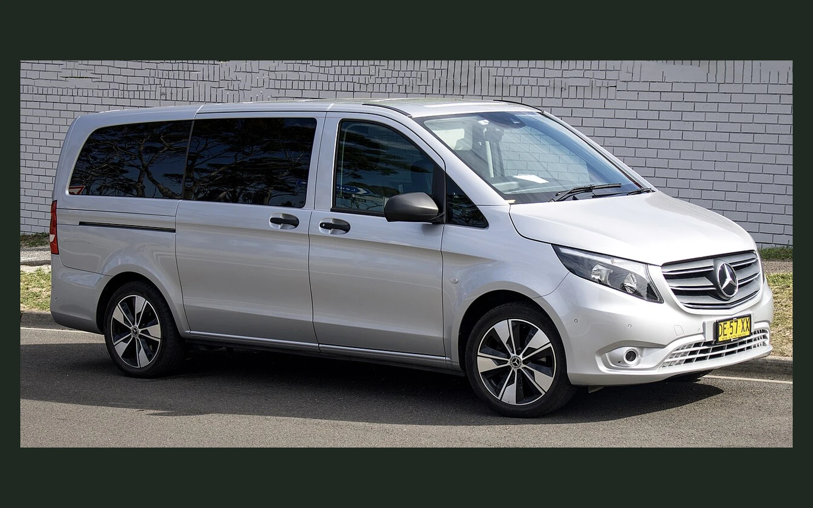 Фото модели Mercedes-Benz Vito