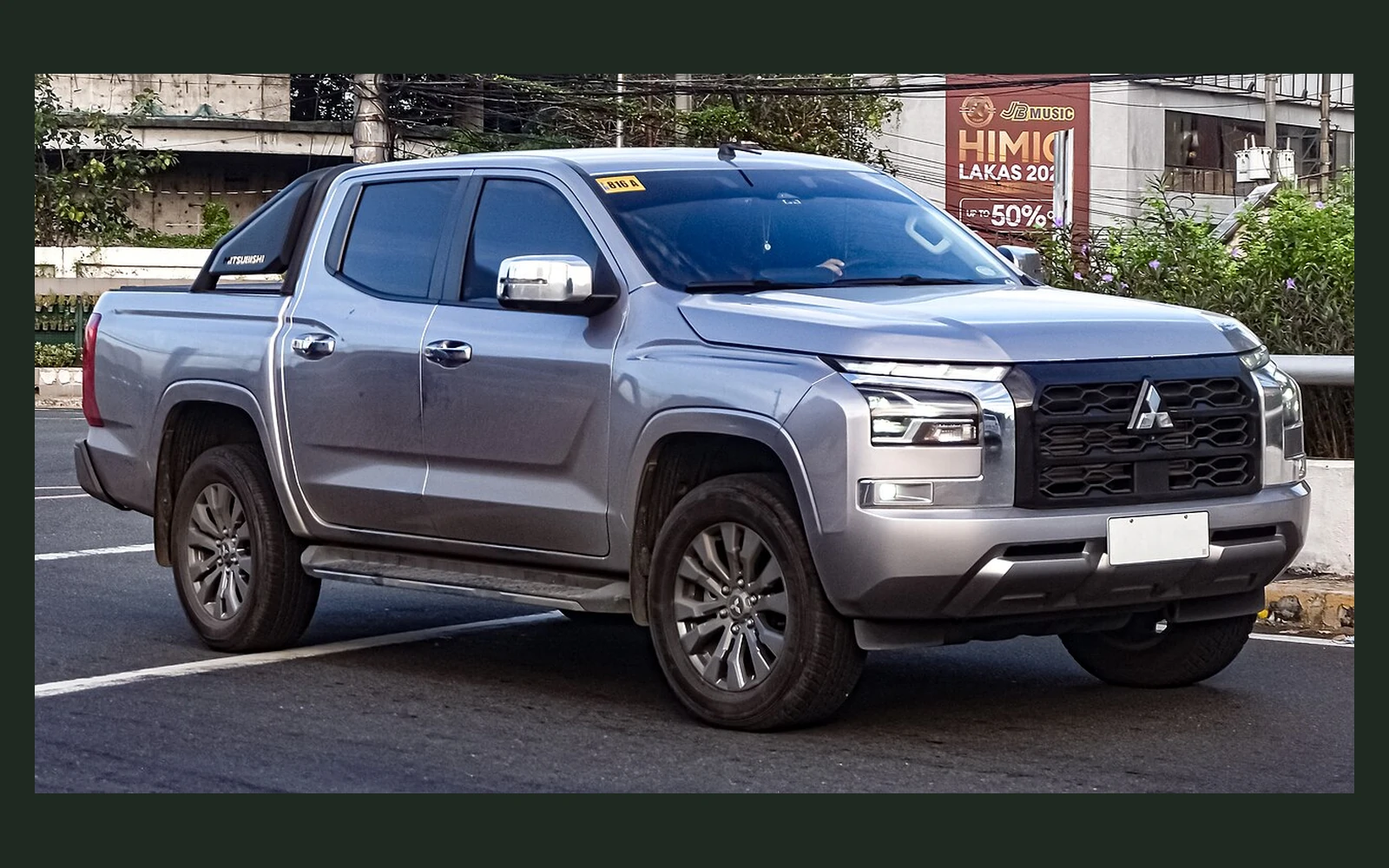 Фото модели Mitsubishi L200