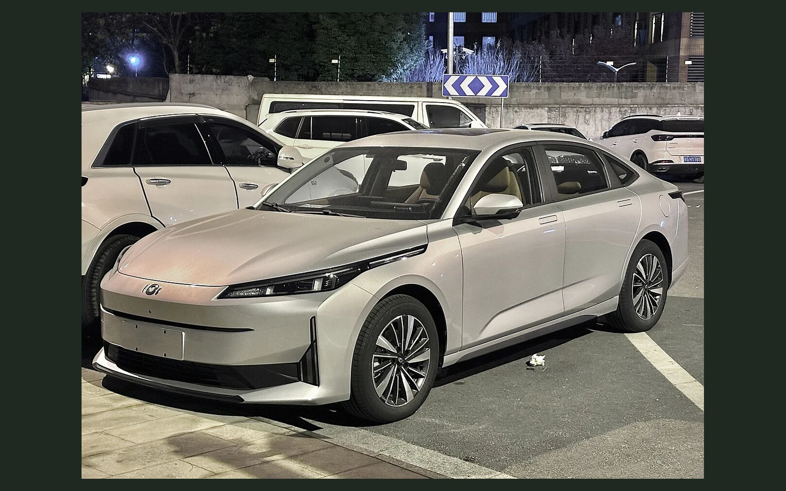 Фото модели Changan Qiyuan A05